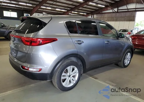 2018 Kia Sportage Lx z USA, uszkodzony, nr VIN KNDPMCAC5J7426921